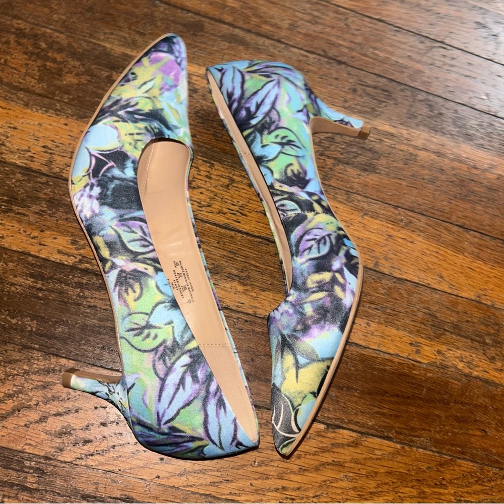 Simply Styled Floral Heels - Multicolor - Picture 4 of 10